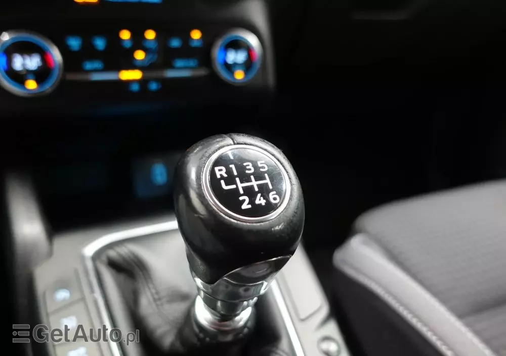FORD Focus 1.5 TDCi SYNC Edition