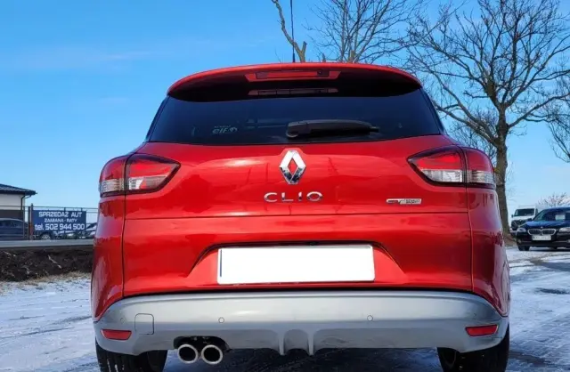 RENAULT Clio 