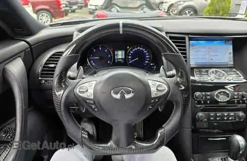 INFINITI QX70 