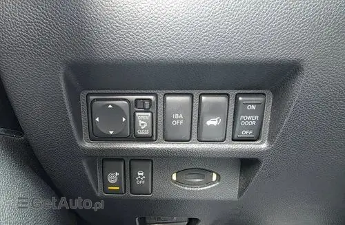 INFINITI QX70 