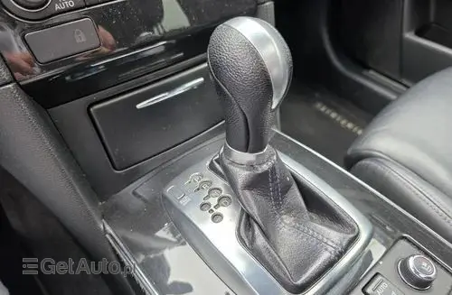 INFINITI QX70 
