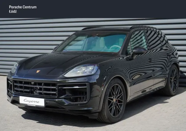 PORSCHE Cayenne GTS