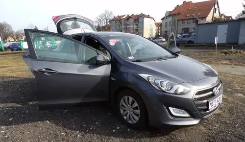 HYUNDAI I30 
