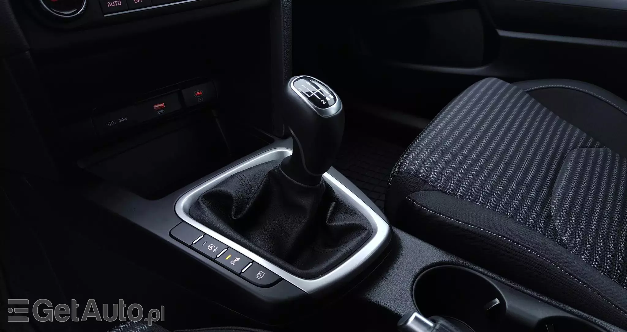 KIA Ceed 1.5 T-GDI M