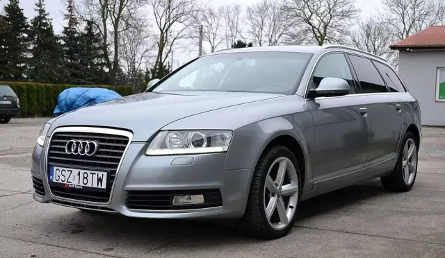 AUDI A6 