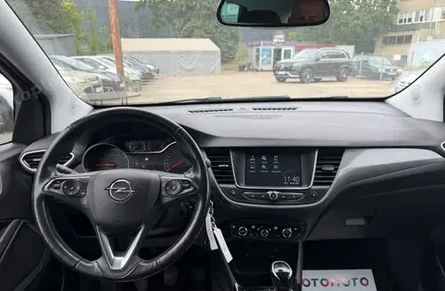 OPEL Crossland 