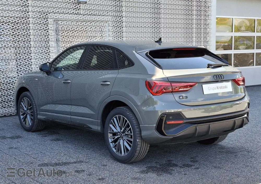 AUDI Q3 Sportback 