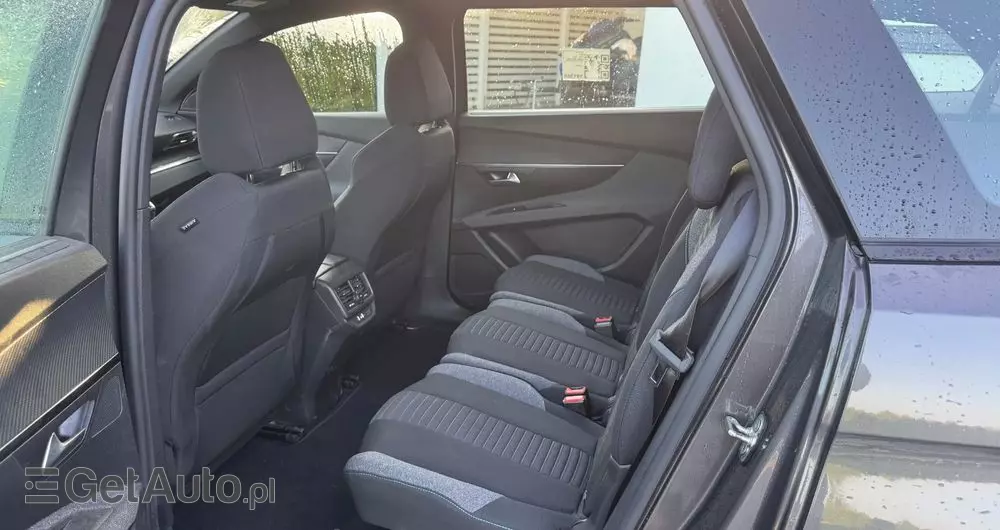 PEUGEOT 5008 1.2 PureTech Active S&S