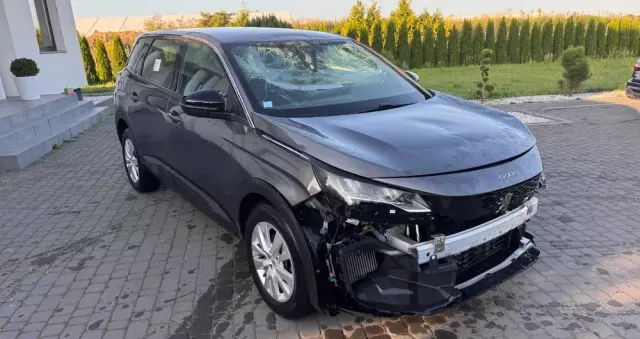 PEUGEOT 5008 1.2 PureTech Active S&S