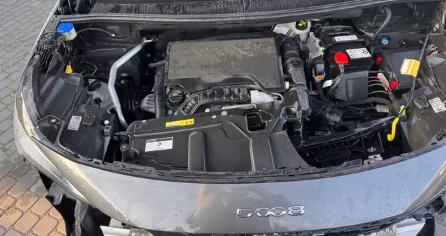 PEUGEOT 5008 1.2 PureTech Active S&S