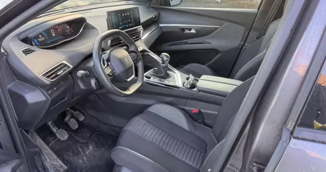PEUGEOT 5008 1.2 PureTech Active S&S