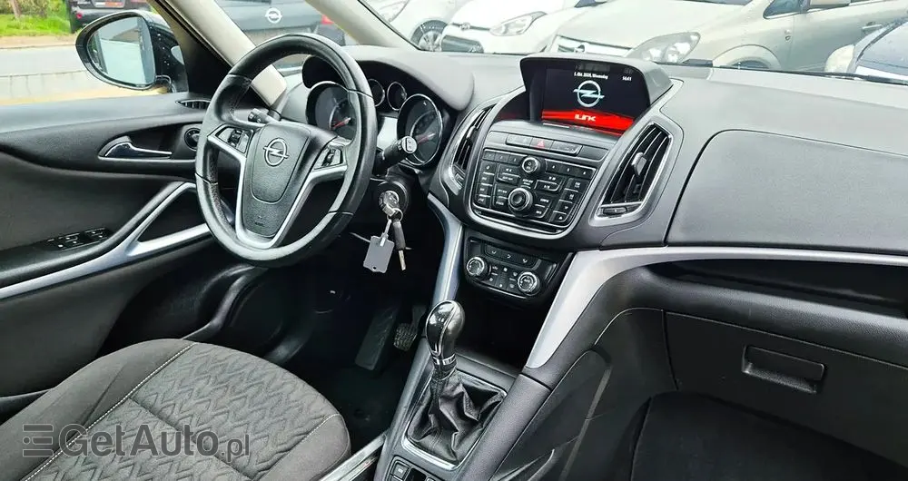 OPEL Zafira 1.4 T Cosmo