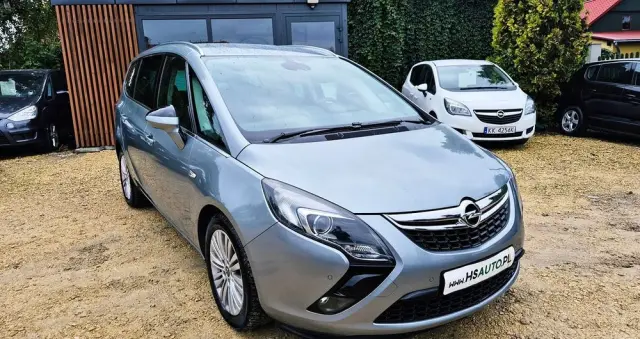 OPEL Zafira 1.4 T Cosmo