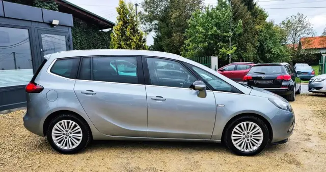 OPEL Zafira 1.4 T Cosmo