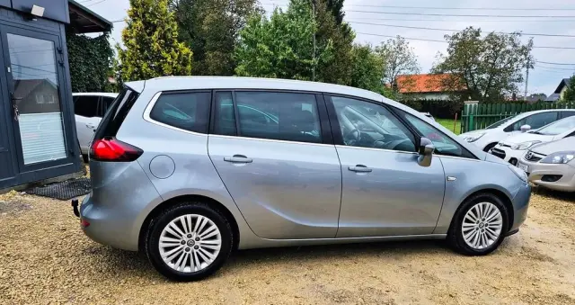 OPEL Zafira 1.4 T Cosmo