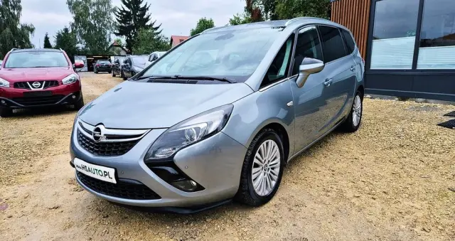 OPEL Zafira 1.4 T Cosmo