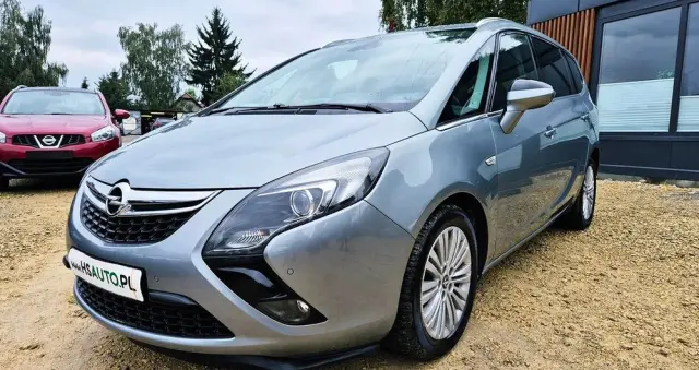 OPEL Zafira 1.4 T Cosmo