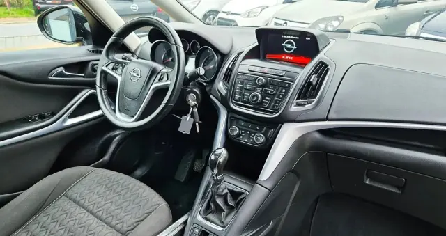 OPEL Zafira 1.4 T Cosmo
