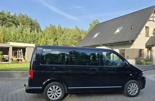 VOLKSWAGEN Multivan 
