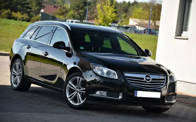 OPEL Insignia 