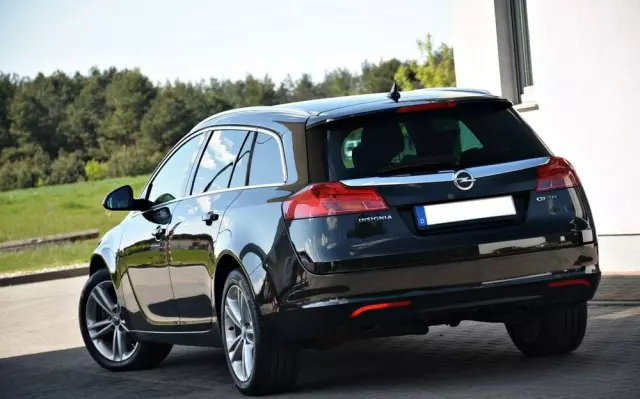 OPEL Insignia 