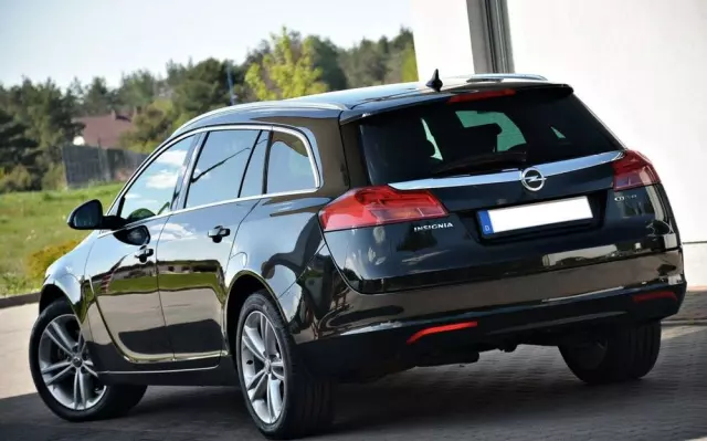 OPEL Insignia 