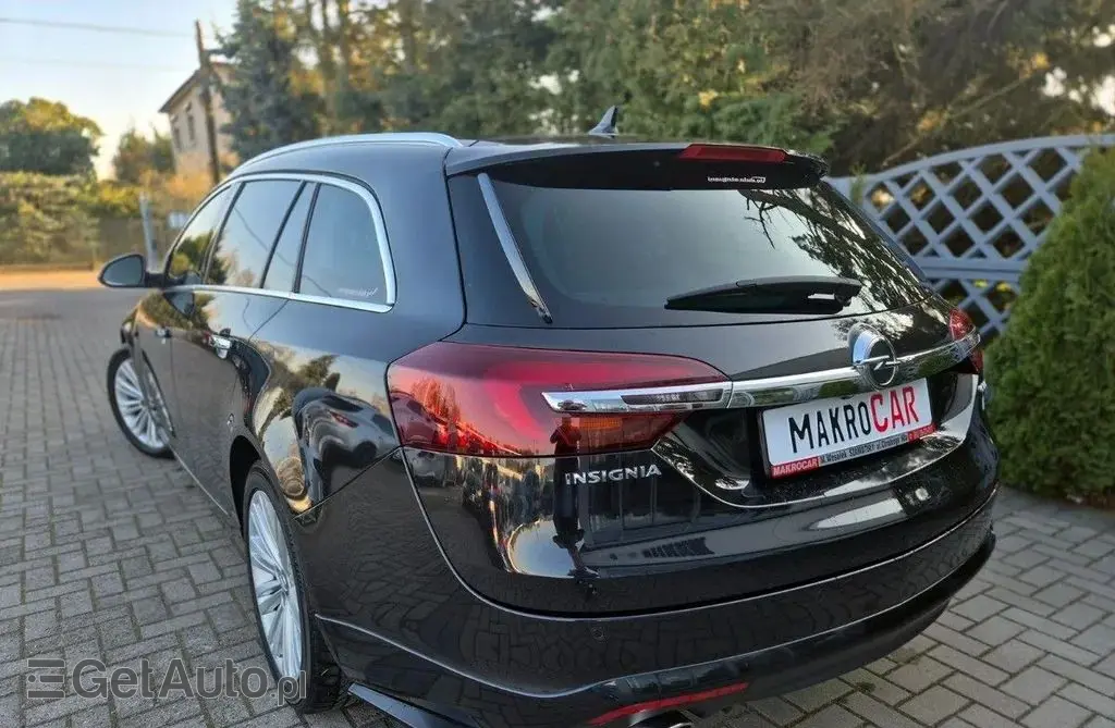 OPEL Insignia 