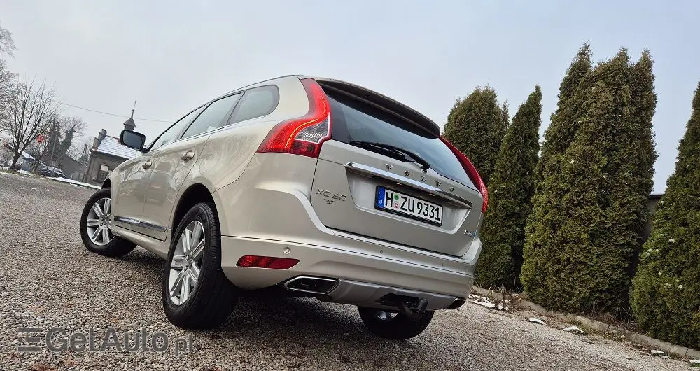 VOLVO XC 60 D4 Drive-E Summum