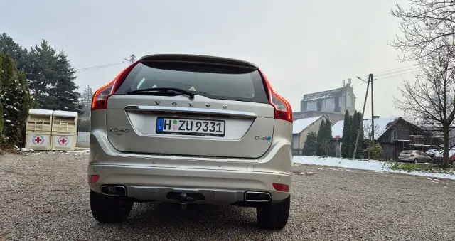 VOLVO XC 60 D4 Drive-E Summum