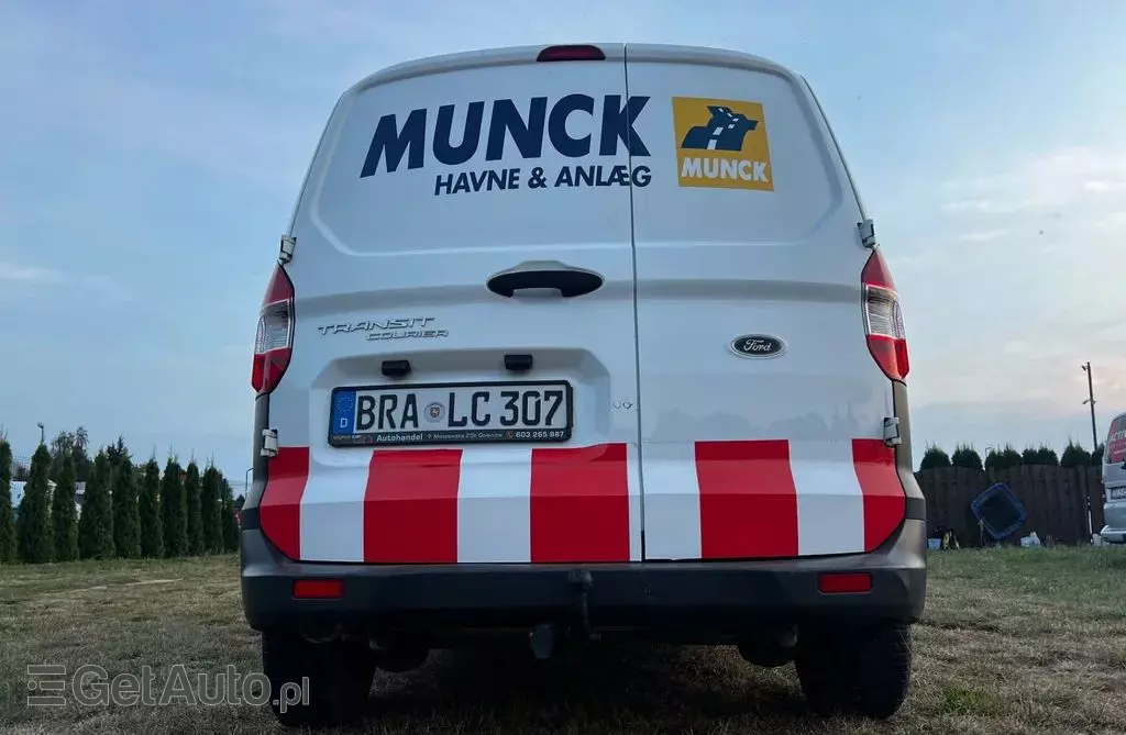 FORD Courier 