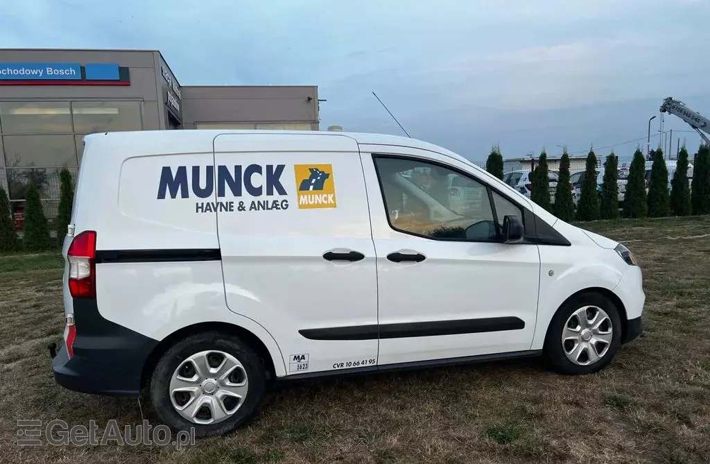 FORD Courier 