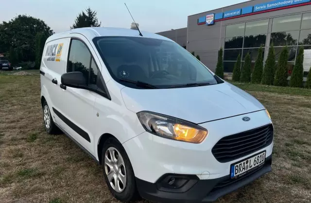 FORD Courier 