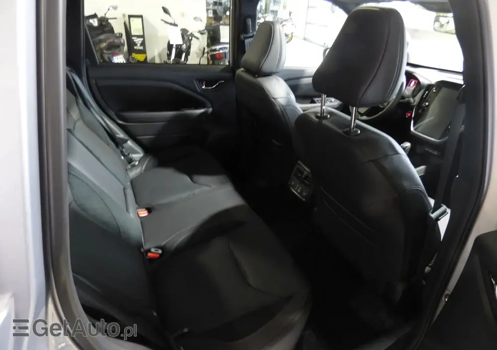 SUBARU Forester 2.0i-L Platinum (EyeSight) Lineartronic