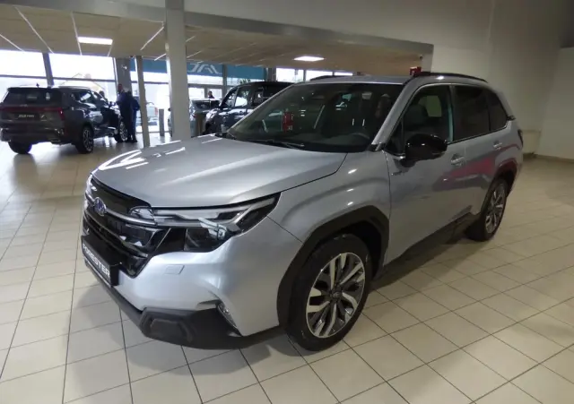 SUBARU Forester 2.0i-L Platinum (EyeSight) Lineartronic