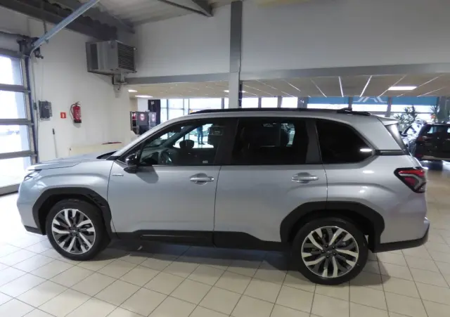 SUBARU Forester 2.0i-L Platinum (EyeSight) Lineartronic