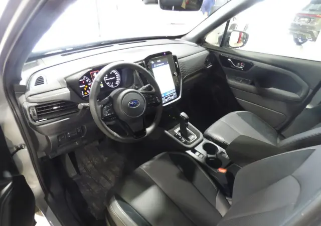 SUBARU Forester 2.0i-L Platinum (EyeSight) Lineartronic