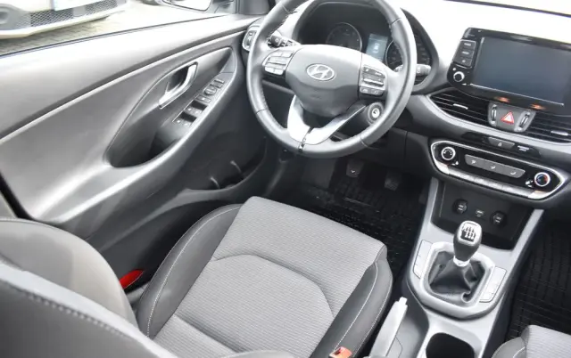 HYUNDAI I30 1.0 T-GDI Modern