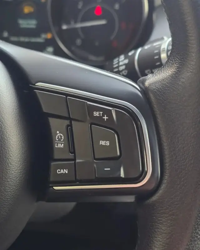 JAGUAR E-Pace D150 AWD