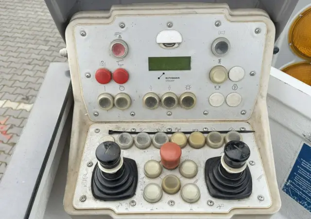 MERCEDES-BENZ AXOR 1829 4x4 Zwyżka RUTHMANN STEIGER T270S16 Podnośnik Koszowy 