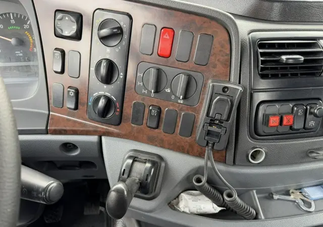 MERCEDES-BENZ AXOR 1829 4x4 Zwyżka RUTHMANN STEIGER T270S16 Podnośnik Koszowy 