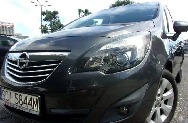 OPEL Meriva 