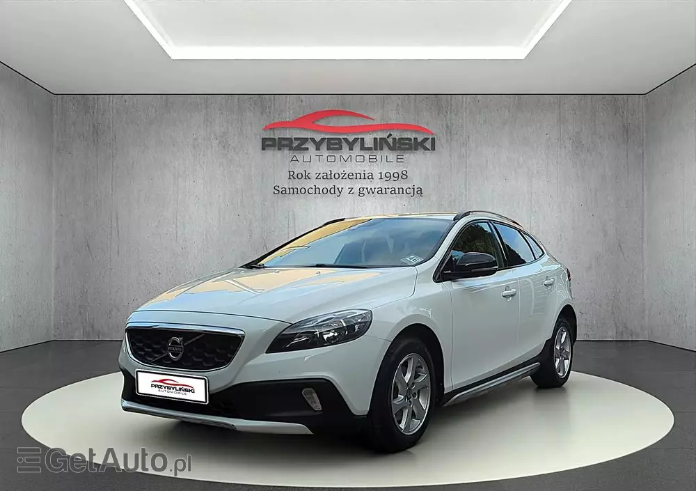 VOLVO V40 Cross Country D2 Momentum