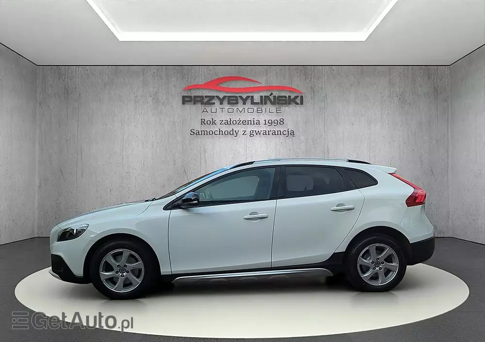 VOLVO V40 Cross Country D2 Momentum