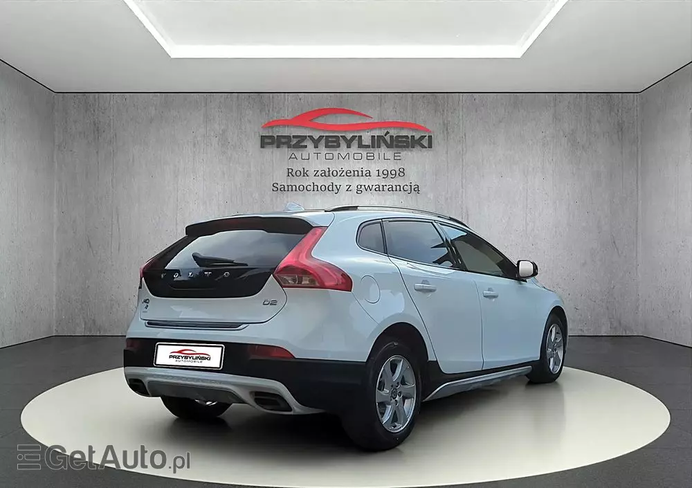 VOLVO V40 Cross Country D2 Momentum