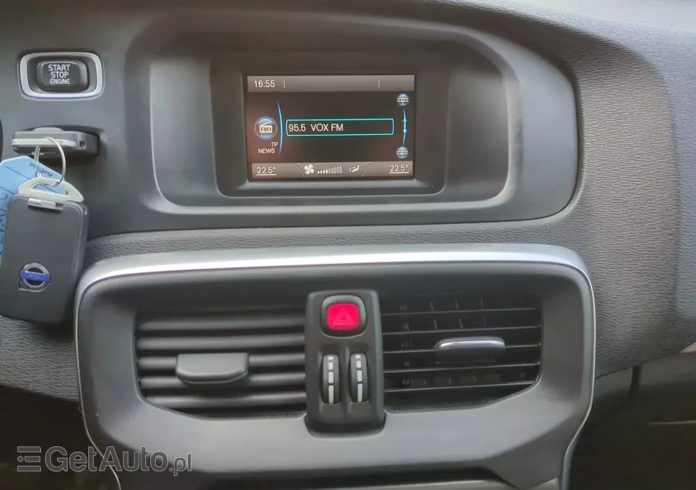 VOLVO V40 Cross Country D2 Momentum