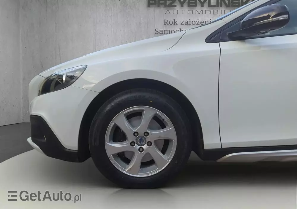 VOLVO V40 Cross Country D2 Momentum