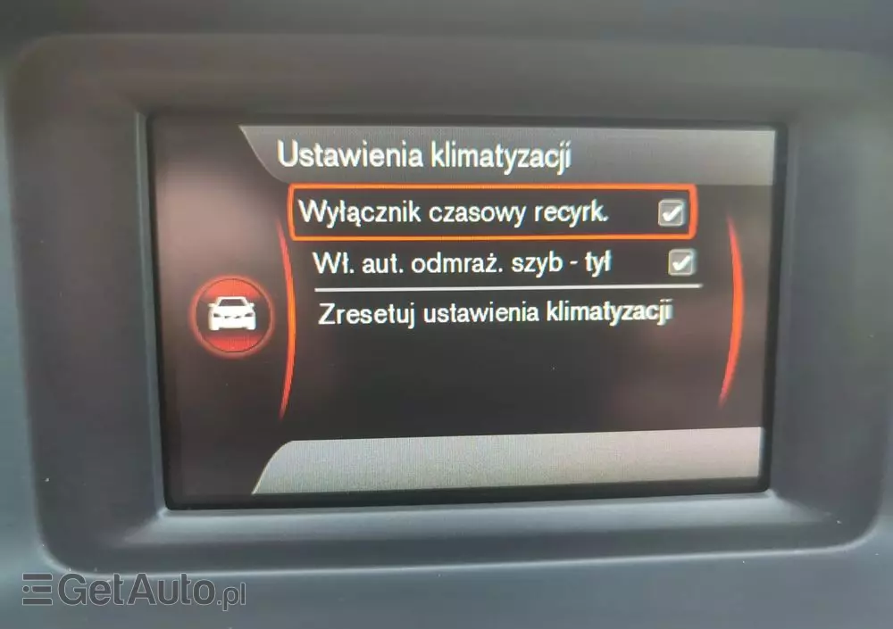 VOLVO V40 Cross Country D2 Momentum