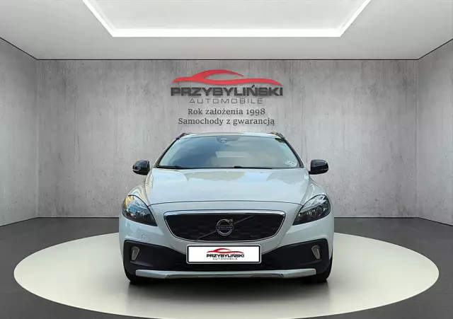 VOLVO V40 Cross Country D2 Momentum