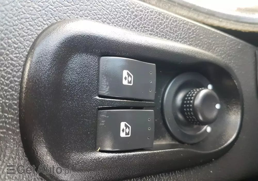 RENAULT MASTER KONTENER 8EP 4,21x2,23x2,22 KLIMA KRAJOWY MANUAL  6-BIEGÓW 