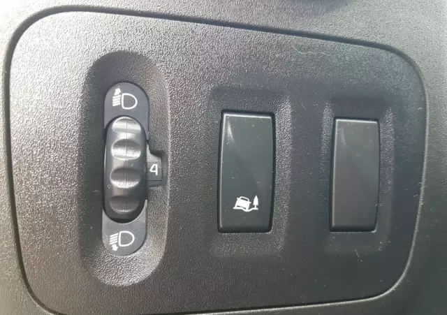 RENAULT MASTER KONTENER 8EP 4,21x2,23x2,22 KLIMA KRAJOWY MANUAL  6-BIEGÓW 